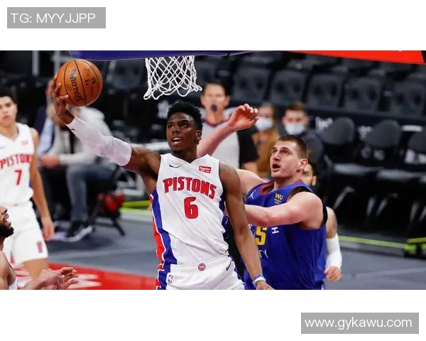 火箭队与活塞队2018至2019赛季精彩对决回顾与分析